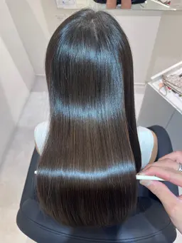 【前髪カット＋艶カラー＋TR浸透ミスト】👩🏼✨当日予約OK💙