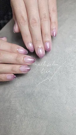 ［ オフ無］ハンドシンプルジェルネイル