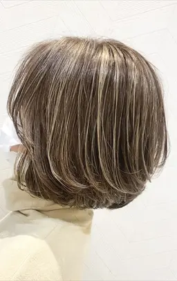 👩カット+白髪ぼかしハイライト+トリートメント