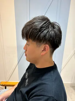 メンズカット＋眉カット＋15分ヘッドスパ＋炭酸シャンプー👨🏻