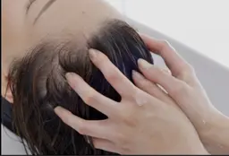 【女性に大人気】カット&炭酸クレンジングクイックヘッドスパ