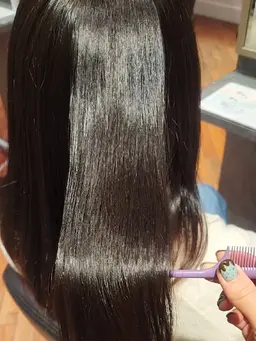 先着1名つやつやブローモデル✨(ケアトリートメントつき)