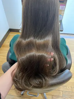 ⭐️minimo限定⭐️ケアカラー(ブリーチなしワンカラー)＋髪質改善インメトリィ4stepトリ(ロング＋2750円)