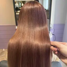 💥天使の輪が欲しい方へ💥顔周りのカット（前髪のみも可）+髪質改善トリートメント👩🏻🌈