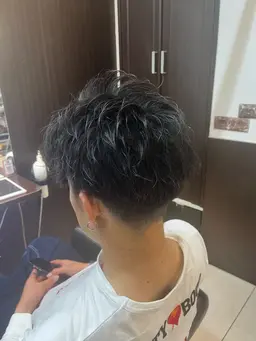 メンズカット:19時～受付