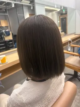 【カラーモデル】受付時間→平日19時半～20時 日曜祝日17時半～18時💎ワンカラー+3steptreatment💎