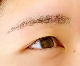 ワックス脱毛  間引き  眉メイク