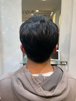 メンズカット ⚡️ (刈り上げスタイル)