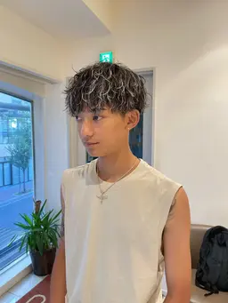 【ホワイトメッシュパーマ】メンズカット➕パーマ➕メッシュ➕ system1step