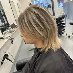 【19:30​〜​メンズ限定】メンズカット+エンドカラー（ブリーチ込み）