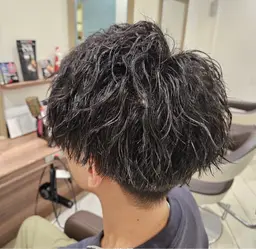 メンズカット+パーマ※予約リクエストからご予約お願いします！19時​〜​