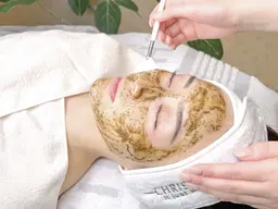 【剥離なしハーブピーリング】クリスティーナ(ビオフィート)