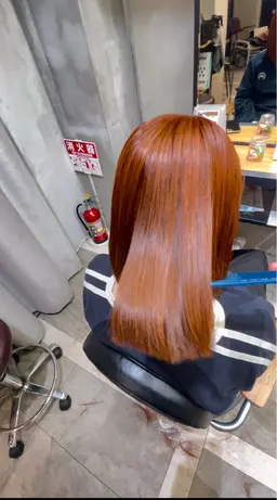 🌟ダメージレスカラー🌟髪質改善ボンドカラー+カット✨カラーのダメージを最小限に抑え発色を綺麗に💚