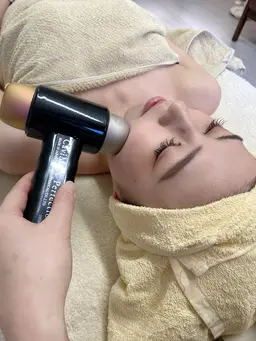 【ミニモ限定】キャビフェイシャル/お顔引き締め効果抜群♪