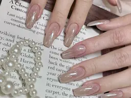 光沢感ミラー/上品オーロラネイル（オフ込み）