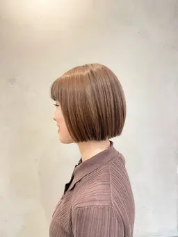 🈵【似合わせカット➕ケアブリーチ&艶カラー使用のハイライトorローライト➕ハホニコスチームトリートメント仕上げ】