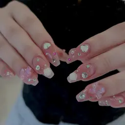 【初回オフ無料】アート・パーツ付け放題🤍(オフあり)※デザイン一度ご相談ください‪☺︎‬