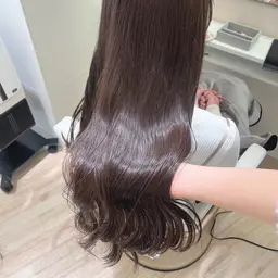 🌿‬‎🤍 ご新規様も。既存のお客様も♪ 【透明感カラー】+【質感トリートメント】