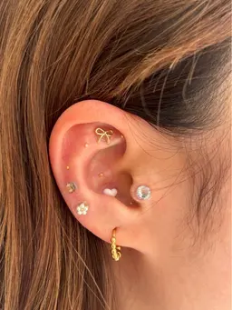 【人気沸騰💎✨】耳ツボジュエリー✨つけ放題！5500円→4200円🪽⚠️要問い合わせ