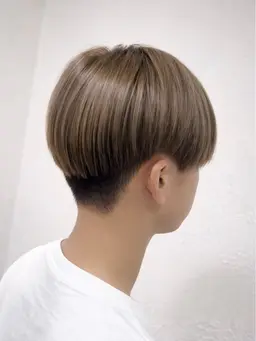 ブリーチオンカラー ¥18700