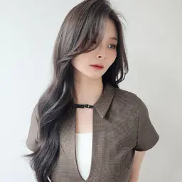 【平日限定🥀】❣️透明感溢れるカラー✖️AFLOATオリジナルトリートメント❣️