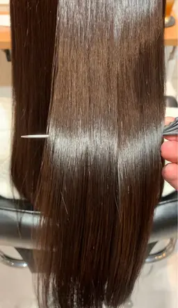 髪質改善オイルストレート（縮毛矯正）+カット