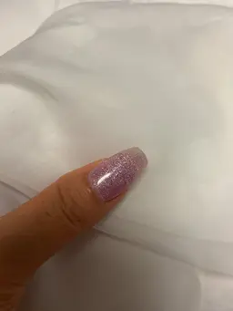 スカルプフローター練習モデルさん募集※自爪にアクリルで補強させていただきます。お色はラメ数種類からお選びいただけます。