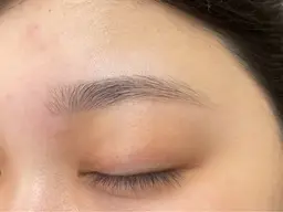 女性限定！眉ワックス脱毛！