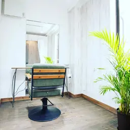 パーマ＋カット＋4stepトリートメント