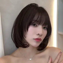 似合わせカット➕透け感ワンカラー　　透明感とツヤを重視したカラー✨似合わせカットで上品な印象に仕上げます。