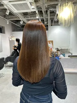 似合わせカット+髪質改善トリートメント（アイロン施術有）