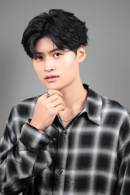 【🇰🇷話題の韓国風ヘア🇰🇷】メンズカット➕眉カット