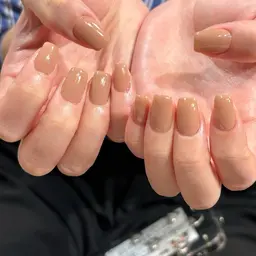 ちゅるんワンカラーネイル🩵他店オフ込み/フィルイン対応🪄ツヤ長持ち✨春カラー多数🩰色混ぜ可能◎丁寧な甘皮ケア付き