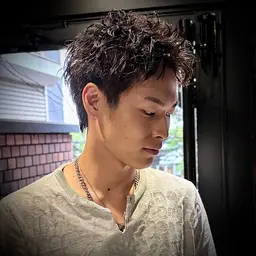 ◼️スパイキーショート+ピンパーマ+トリートメント◼️(メンズカット)