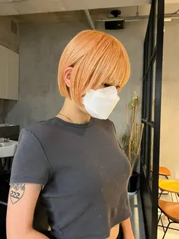 【2か月以内リピート/2.5h】ブリーチリタッチ(～3cm迄)＋オンカラー/口コミ書いてくださる方無料保湿トリートメント