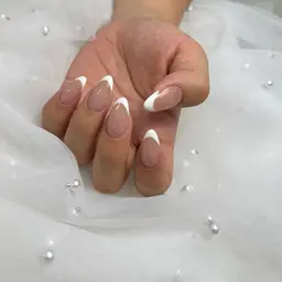 【オフなし】フレンチネイル