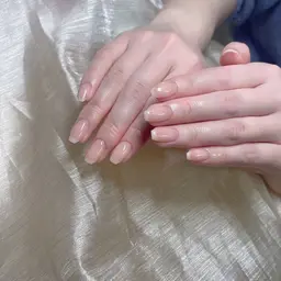 ワンカラーorラメグラ🩷2個ストーン付き