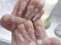 『チップ長さだし』🉐ミニモSALE❤️10本持ち込みデザイン、パーツつけ放題(ソフトジェルオフ無料)