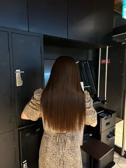 🌟⋆ 平日限定🌟《ダメージやパサつきが気になる方》外部補修トリートメント+巻き髪✨