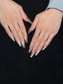 （オフ别料金）【研修生ネイリスト】チップ長さだし10本マグネット/ワンカラ-/ラメ