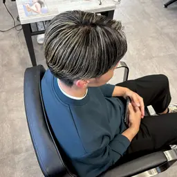 【 ご新規様限定 】金メッシュ（1ブリーチ）＋専用トリートメント✨️ ※カット無し