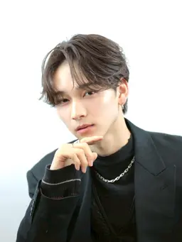 【1日2名様限定】🇰🇷韓国風🇰🇷メンズカット➕カラー