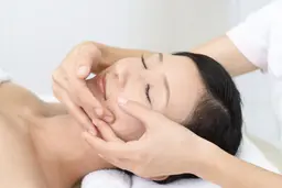 ❤️当日無効❤️フェイシャルプラン❣️小顔＋骨盤調整付