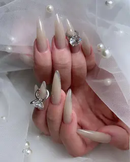 ☆美フォルム6色☆ネイルが初めての方も◎ 今だけ限定料金¥6,000→￥4,950