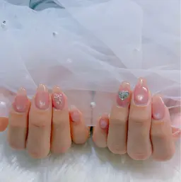 【ハンド】マグネットネイル(オフあり)　6000円