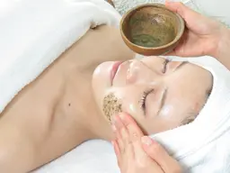 学割U24限定！口コミ必須　陶肌ハーブピーリング 通常16,500円→3,980円