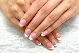 ハンド) 🌟フレンチ/オフ込み🍒ネイルモデル募集中💅🏻