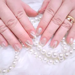 オフなし✨ハンド✨マグネットネイル＆フラッシュネイル(🎊ストーン✨パール2粒サービス🎊）💝現金お支払いのみ💝