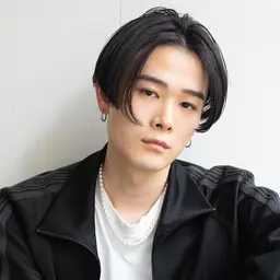 ✨デザインカット＋シングルカラー✨　土日祝＋¥1000 (メンズカット　メンズマッシュ　ショートヘア　カラー　)