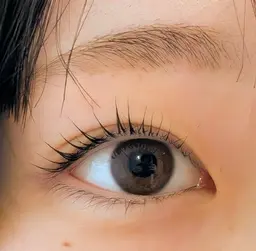 〈オフなし・上まつ毛のみ〉まつ毛パーマ✨